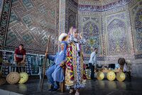 Россиянка описала воспитание детей в Узбекистане фразой &laquo;не полагается проявлять нежность&raquo;