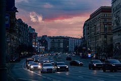 Россию завалили подержанными машинами