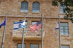 США отказались от прямого участия в израильских ударах по Ирану