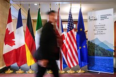 США призвали покинуть G7