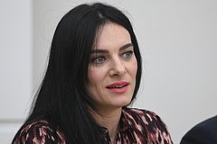 Стало известно о блокировке банковских счетов Исинбаевой в России