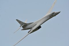Стало известно о переброске Ту-160 из Энгельса в Анадырь