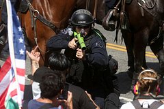 Стрельба произошла во время митинга в американском городе