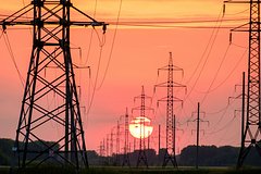 Тарифу на передачу электроэнергии предрекли рост сверх плана