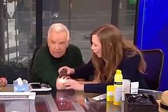 Телеведущему поставили диагноз &laquo;рак кожи&raquo; в прямом эфире