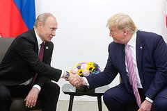 Трамп рассказал о контактах с Путиным