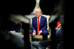Трампа уличили в желании облегчить победу России над Украиной. Какой шаг американского президента напугал журналистов?