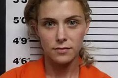 Учительница отправила школьнику видео своей мастурбации и избежала тюрьмы