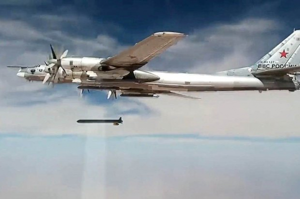 Украина полтора года готовила атаку дронами на военные аэродромы. Почему бомбардировщики Ту-95МС стали для ВСУ удобной целью?