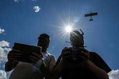 Украинских школьников научат управлению дронами
