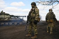 В Азербайджане арестовали российских туристов и IT-специалистов. Задержанные появились в суде со следами пыток