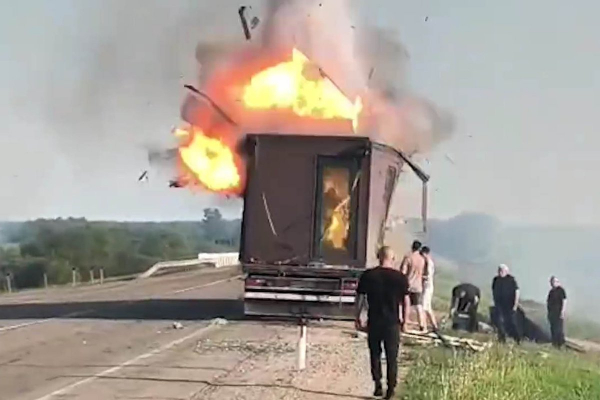 В Челябинске нашли дом причастного к атаке ВСУ на российские аэродромы мужчины. Он оказался ценителем роскоши