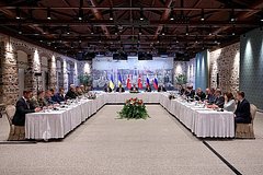 В Германии предрекли гражданскую войну на Украине в случае провала переговоров