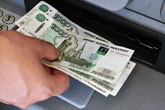 В Госдуме озаботились денежными переводами мигрантов
