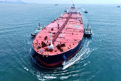 В Китае отказались принимать огромный танкер с российской нефтью