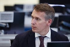 В &laquo;Почте России&raquo; назвали высокие зарплаты курьеров ненормальными
