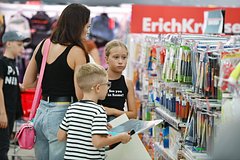 В России начали закрываться магазины канцтоваров