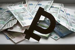 В России сократился средний размер потребкредита