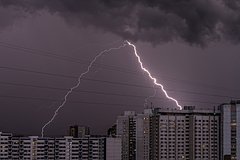 В российском городе ввели режим ЧС из-за урагана