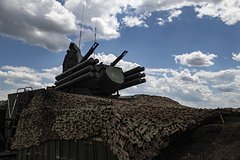 В российском регионе отразили атаку беспилотника над промышленной зоной