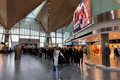 В Санкт-Петербурге пропал интернет и возник авиационный коллапс. Что происходит в городе?
