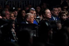 В сеть выложили фото Трампа с сыном Маска после обвинений в педофилии