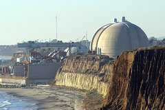 В США захотели построить 10 ядерных реакторов после указа Трампа