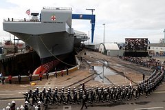 Великобритания отказалась использовать авианосец для поддержки Украины