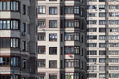 Вероятность падения цен на жилье в России оценили