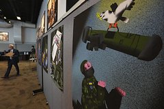 Во Франции призвали прекратить выписывать чеки Украине