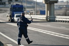 Водителя грузовика в российском регионе оштрафовали за отказ проверить машину на наличие дронов. Что известно?