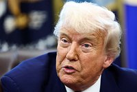 &laquo;Забрать все&raquo;. Трамп заявил Макрону, что Путин хочет продолжать наступление на Украине