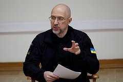 Зеленский ответил на слух об отставке премьера Шмыгаля