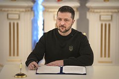 Зеленский ввел санкции против десятка российских компаний