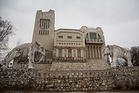 Ждущим ремонта в подъезде россиянам дали совет